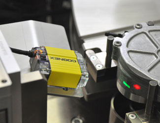 DataMan 讀碼器實現(xiàn)對真空泵的完全跟蹤