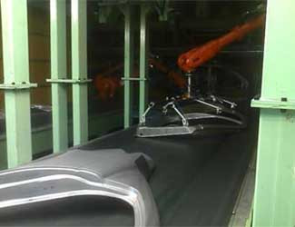 In-Sight 能在堆垛過(guò)程中自動(dòng)定位抓取